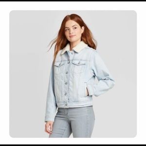 Sherpa Jean Jacket in light blue wash